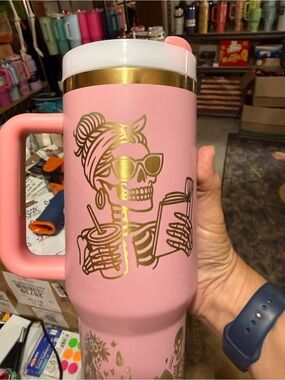 40oz Pink Stainless Travel Mug with Gold Skull Design - Unbranded